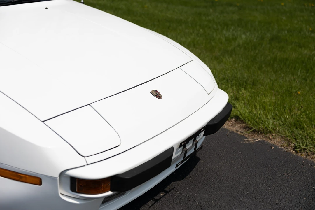 1983 Porsche 944 - Image 17 of 31