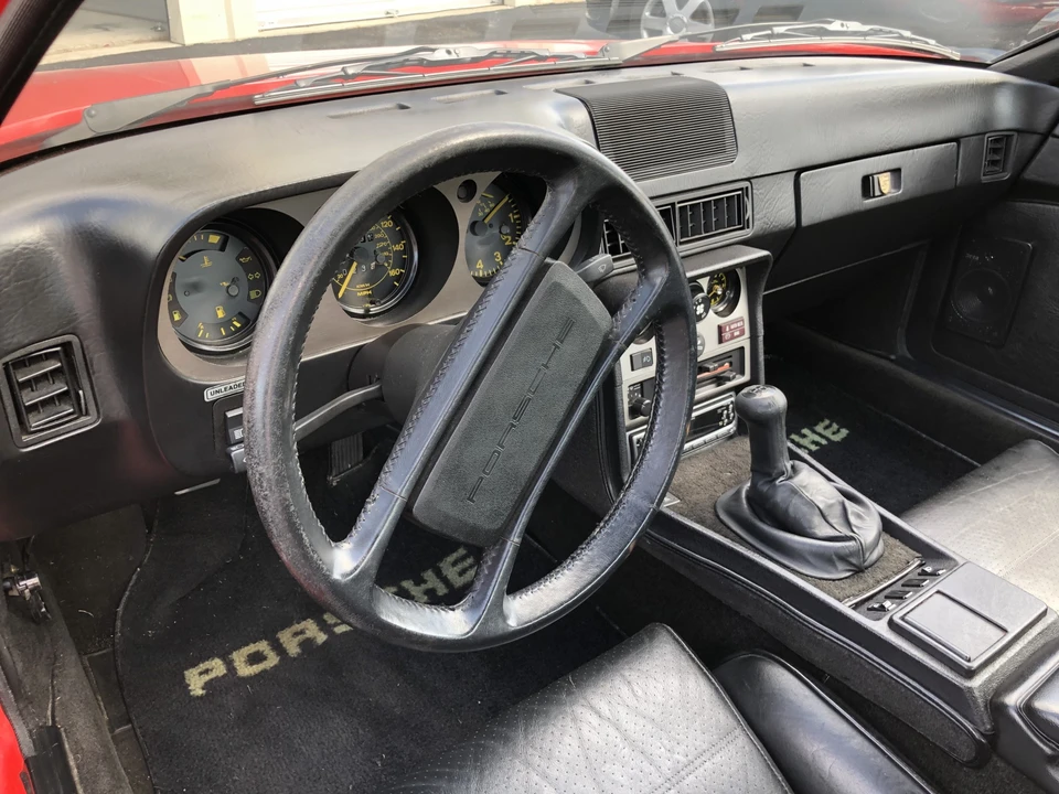 1983 Porsche 944 - Image 15 of 31