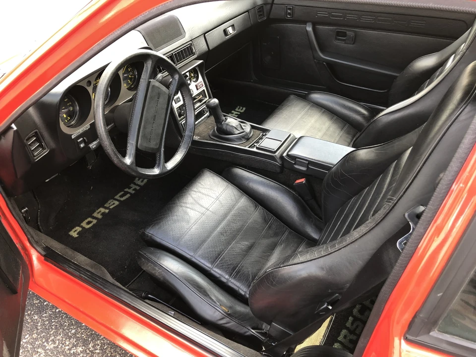 1983 Porsche 944 - Image 13 of 31
