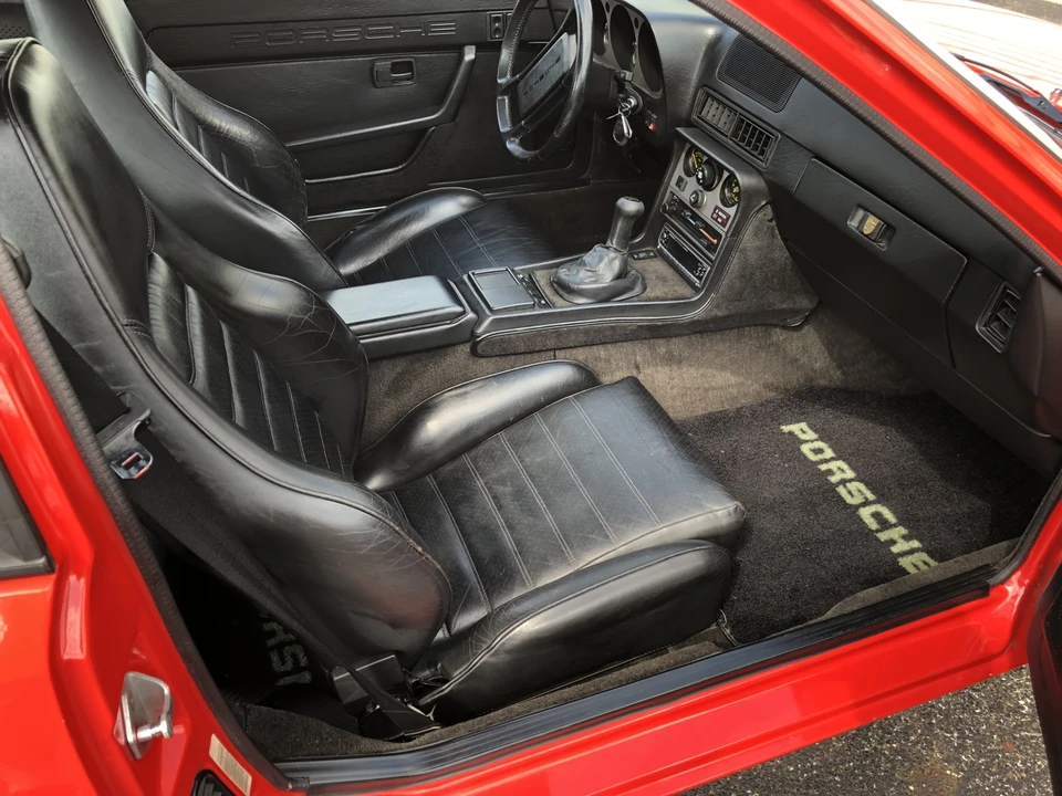 1983 Porsche 944 - Image 17 of 31
