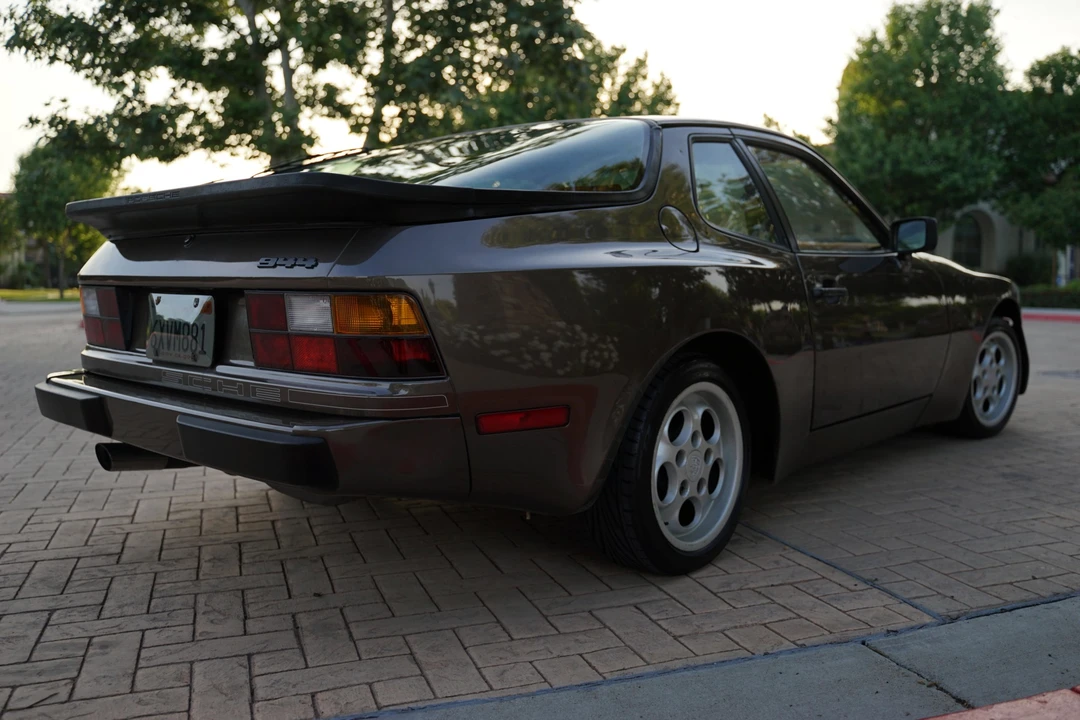1983 Porsche 944 - Image 14 of 31
