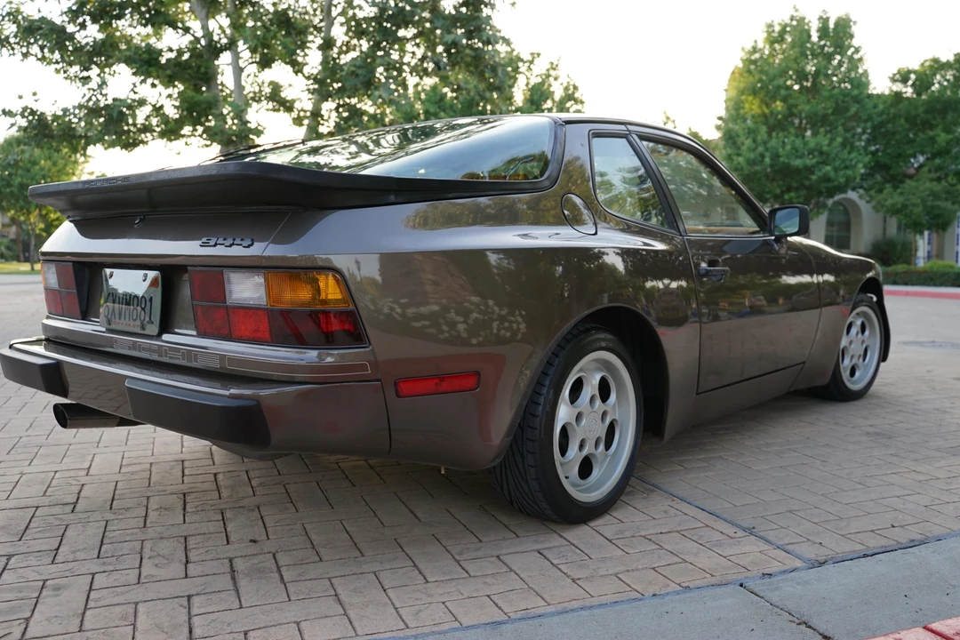 1983 Porsche 944 - Image 15 of 31