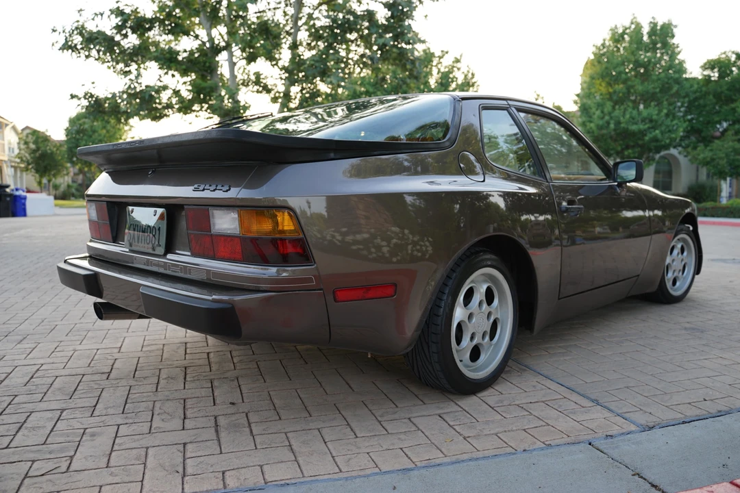 1983 Porsche 944 - Image 16 of 31