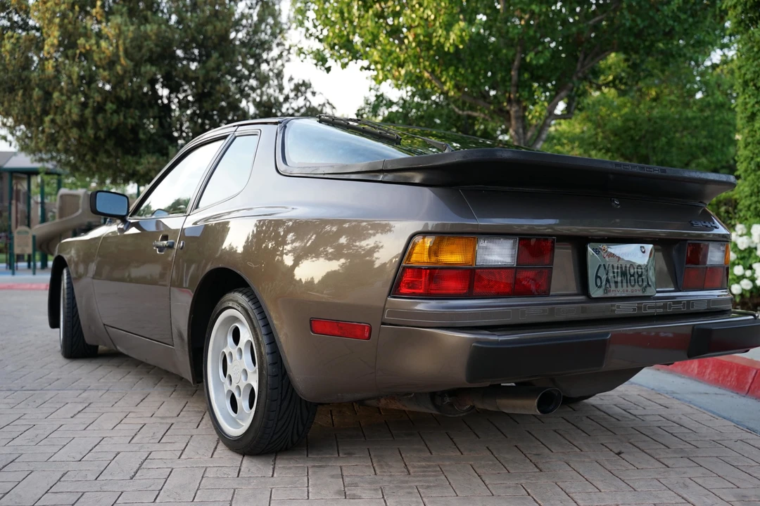 1983 Porsche 944 - Image 9 of 31