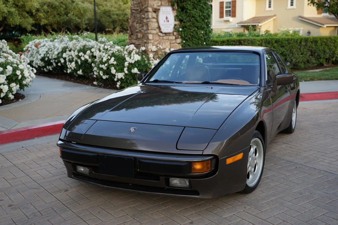 1983 Porsche 944 - Image 4 of 31