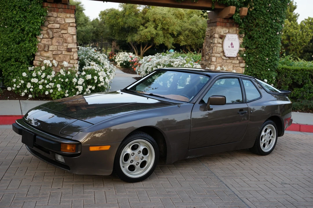 1983 Porsche 944 - Image 3 of 31