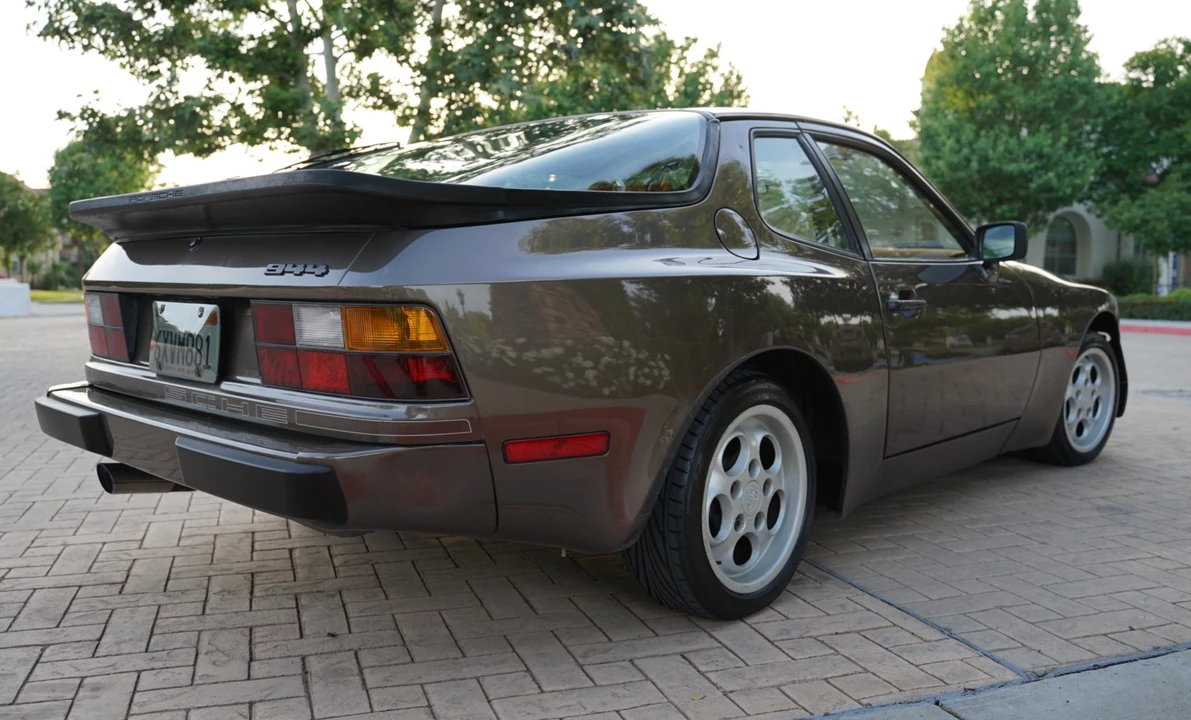 1983 Porsche 944 - Image 17 of 31