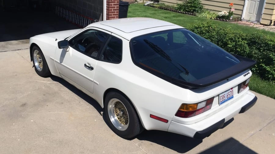 1983 Porsche 944 - Image 2 of 4
