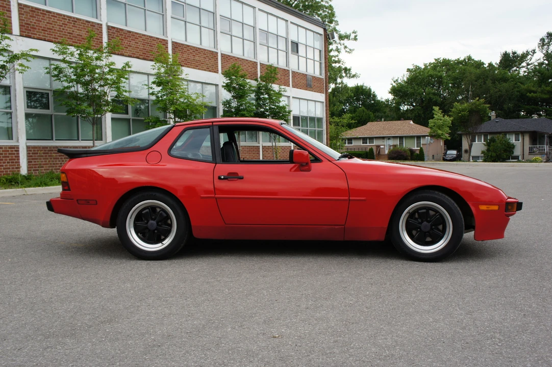 1983 Porsche 944 - Image 6 of 31