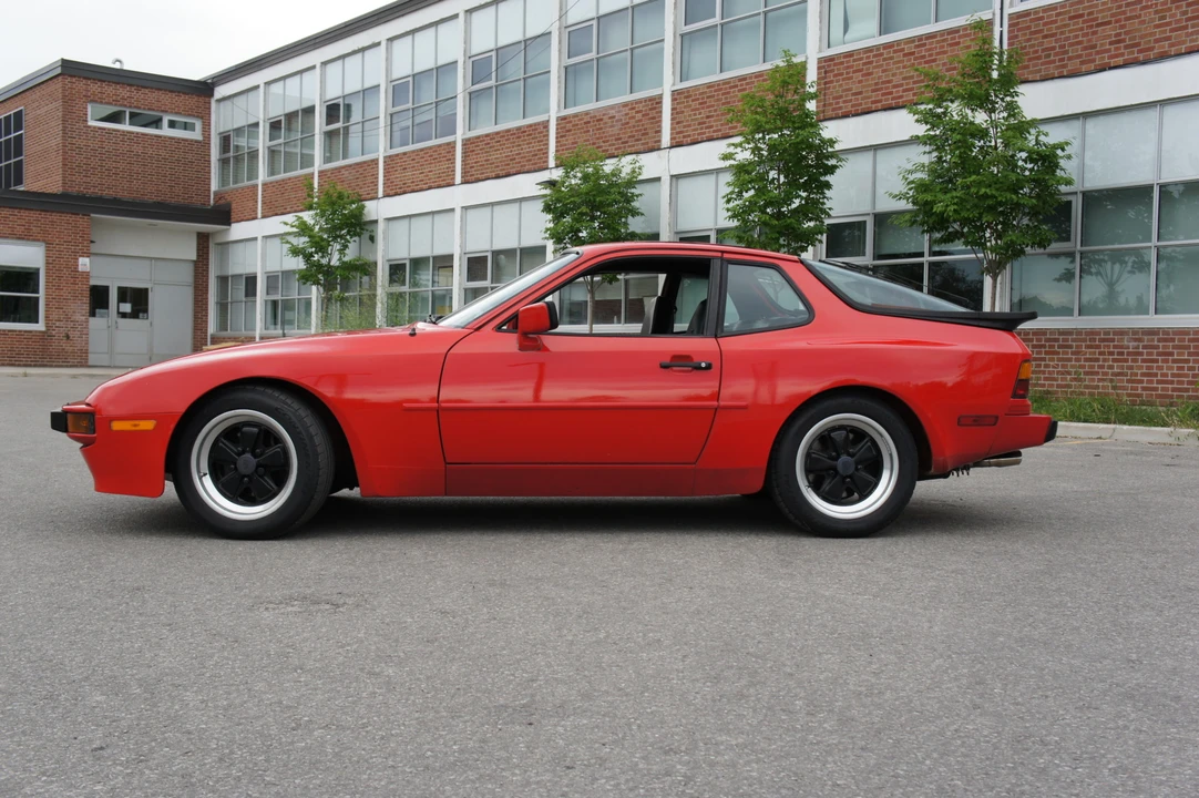 1983 Porsche 944 - Image 4 of 31