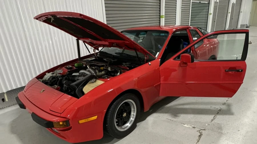 1983 Porsche 944 - Image 16 of 19