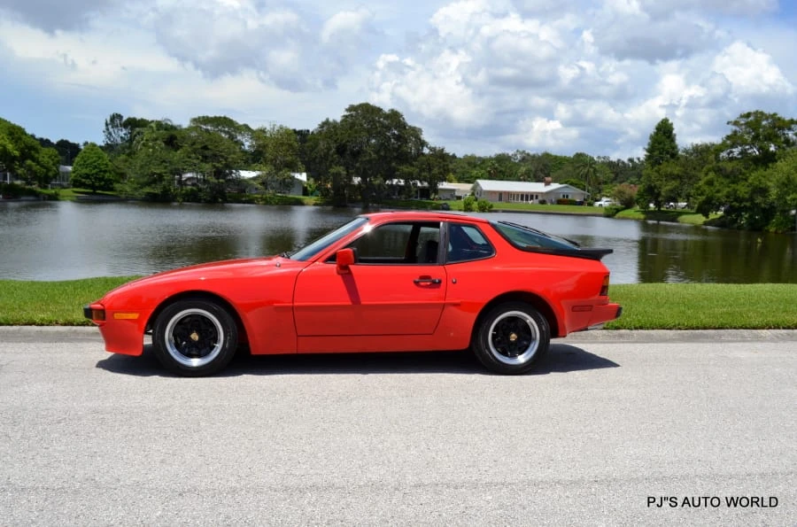 1983 Porsche 944 - Image 2 of 10