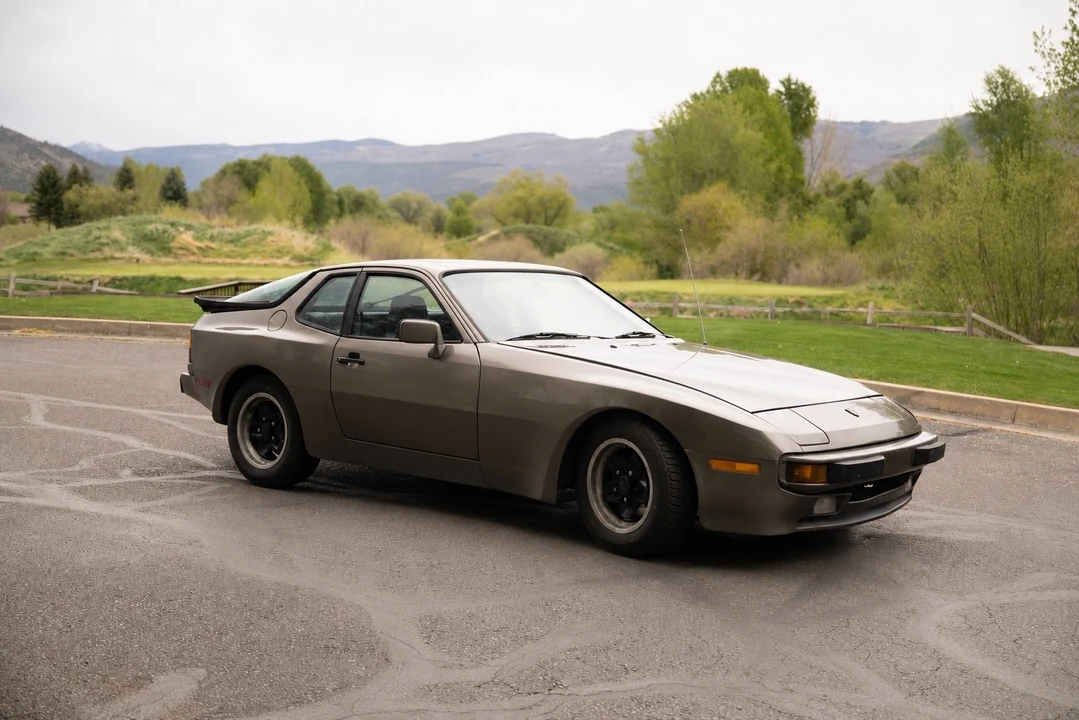 1983 Porsche 944 - Image 2 of 13