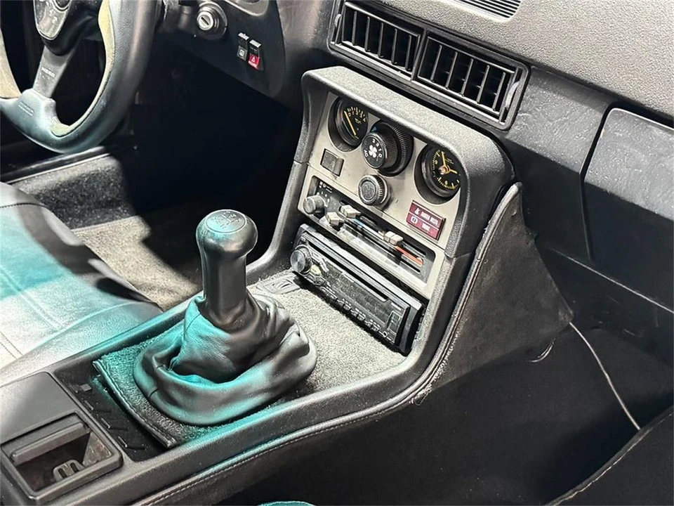 1983 Porsche 944 - Image 7 of 31