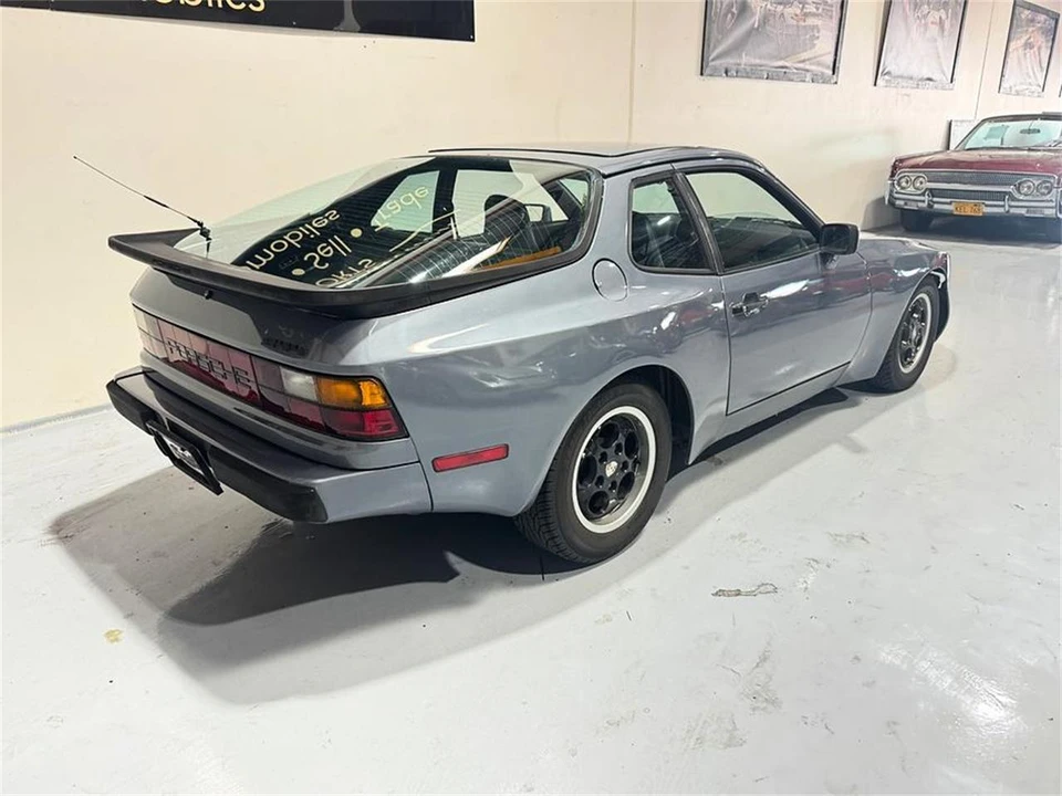 1983 Porsche 944 - Image 2 of 31