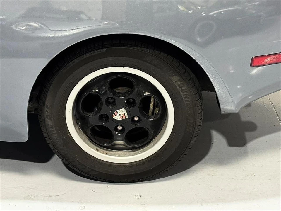 1983 Porsche 944 - Image 29 of 31