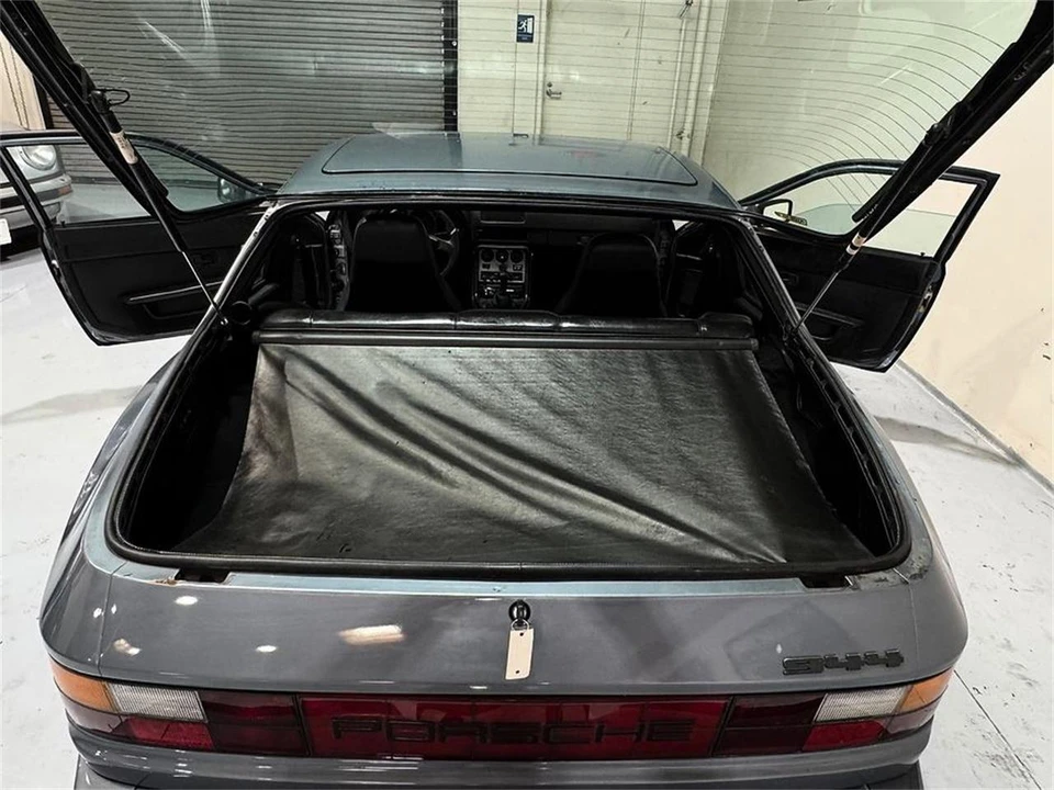 1983 Porsche 944 - Image 26 of 31