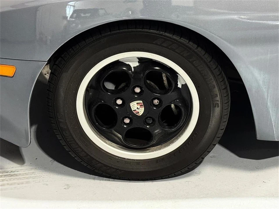 1983 Porsche 944 - Image 28 of 31