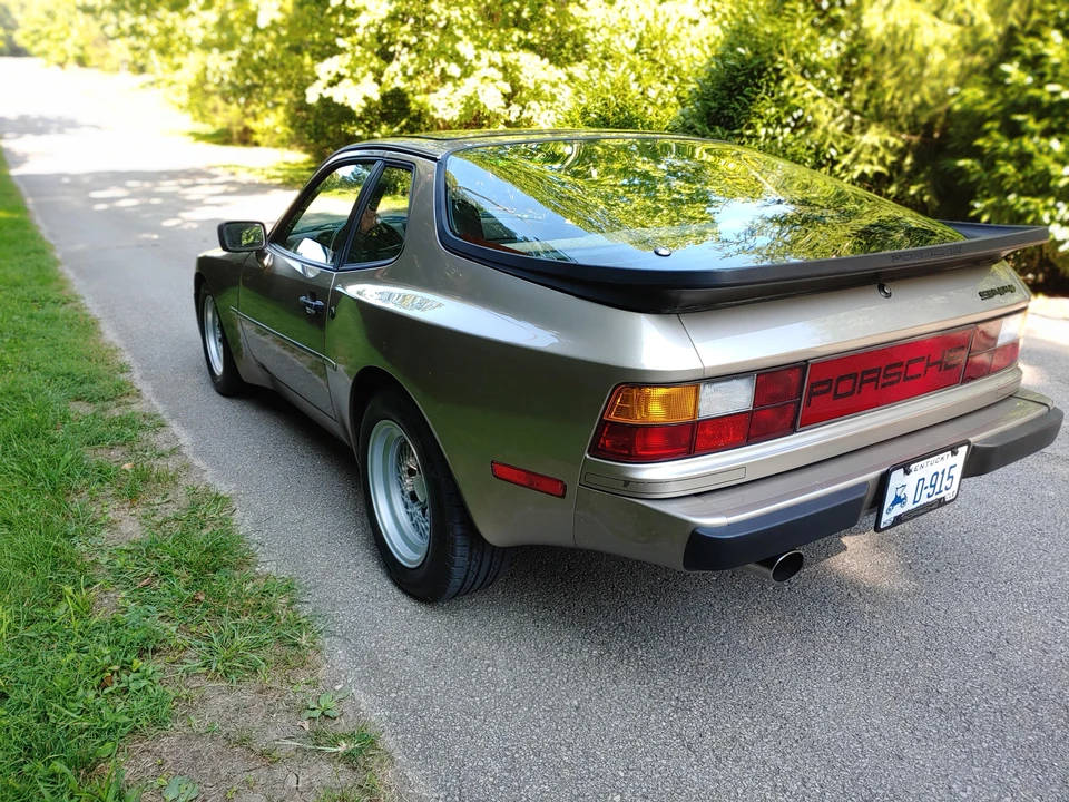 1983 Porsche 944 - Image 12 of 24