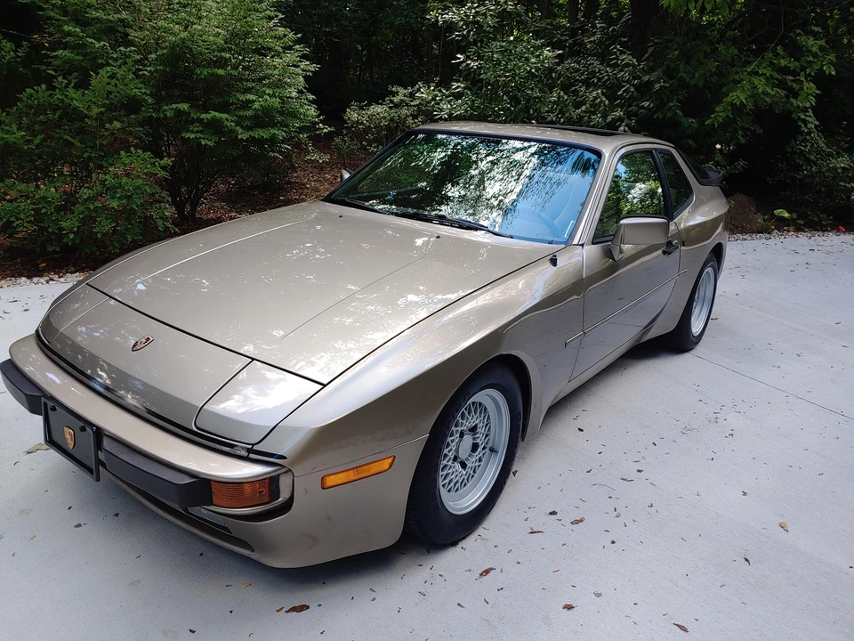 1983 Porsche 944 - Image 8 of 24