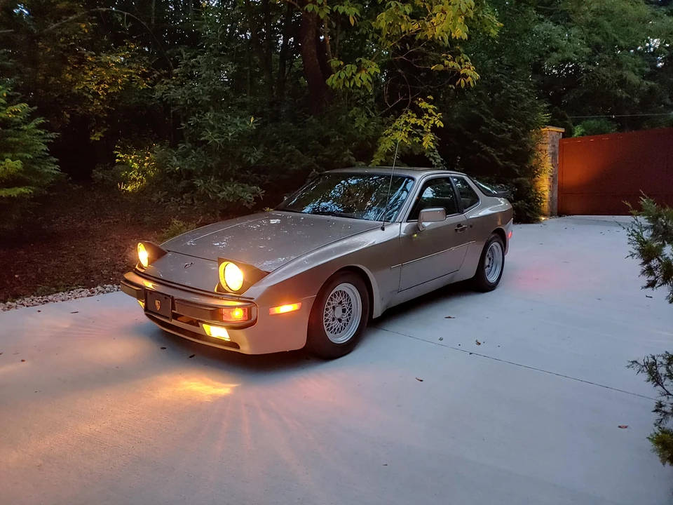 1983 Porsche 944 - Image 19 of 24