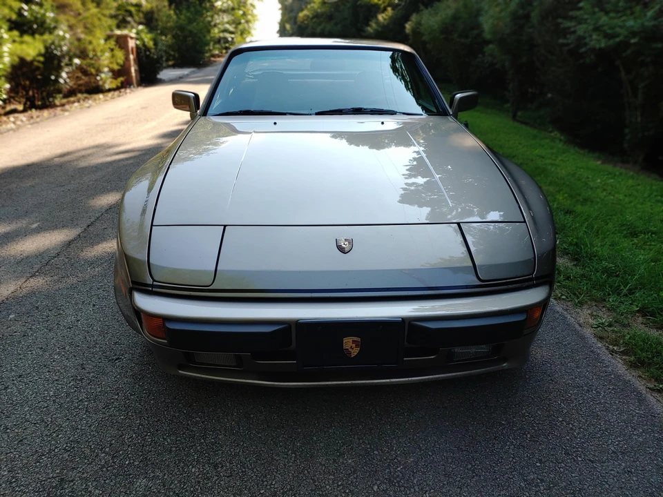 1983 Porsche 944 - Image 6 of 24