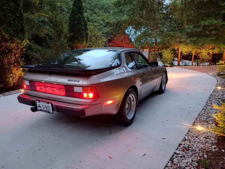 1983 Porsche 944 - Image 21 of 24