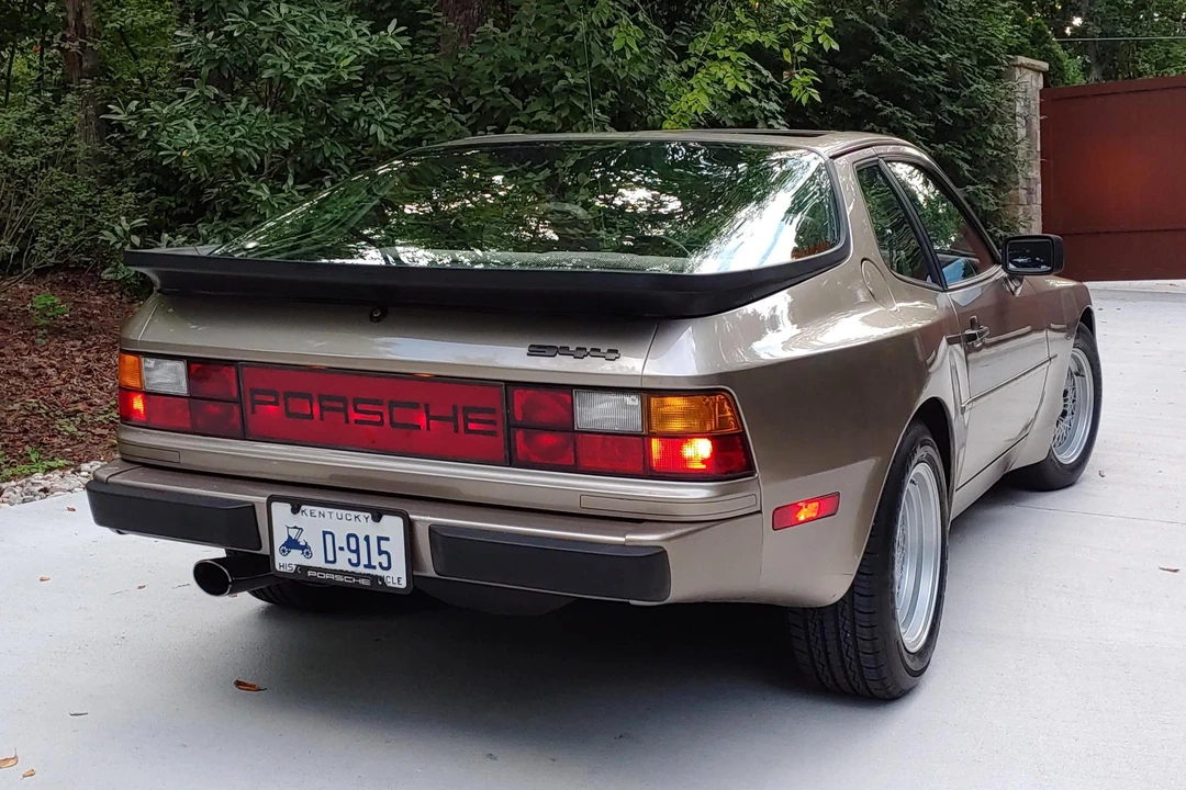 1983 Porsche 944 - Image 4 of 24