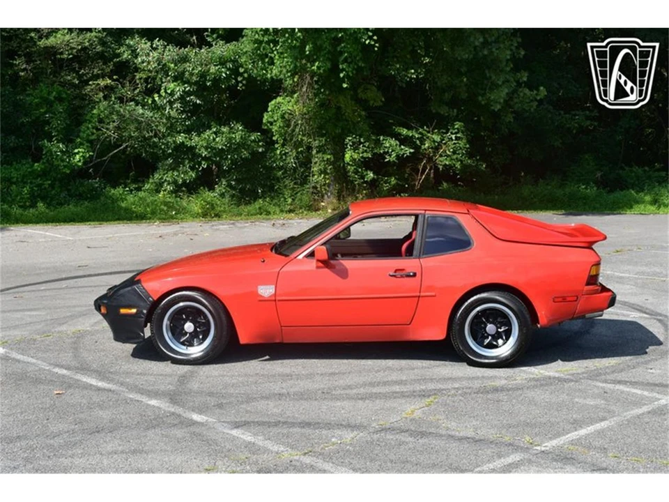 1983 Porsche 944 - Image 6 of 31