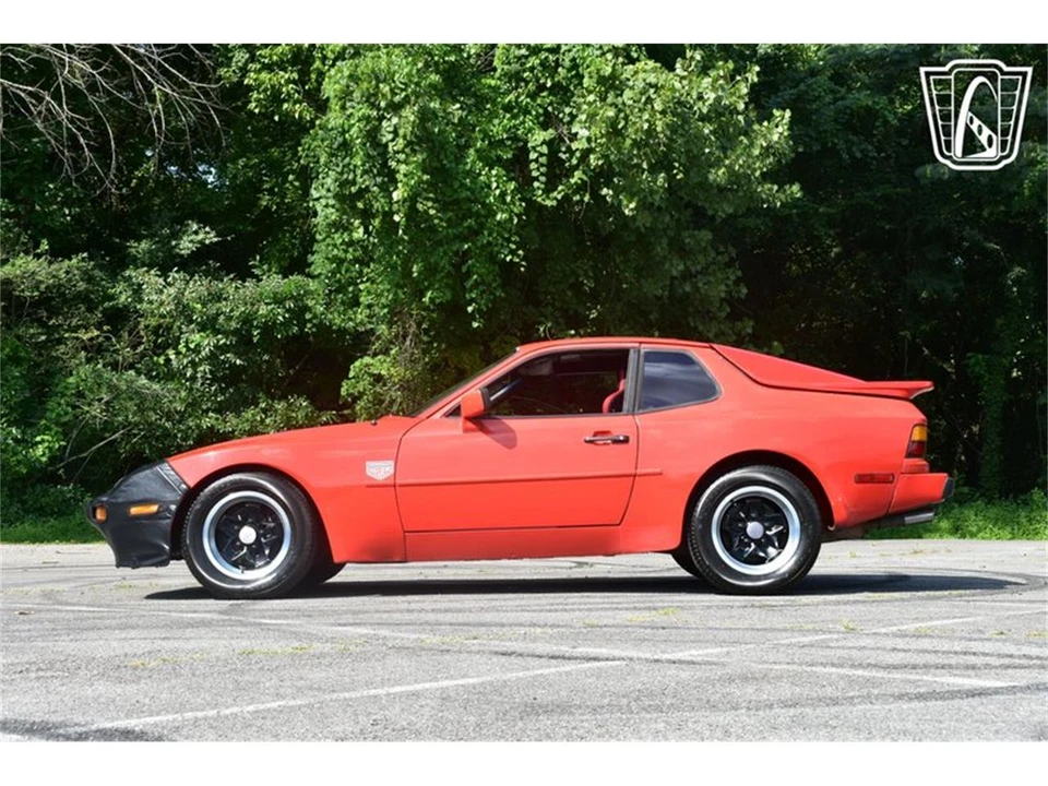 1983 Porsche 944 - Image 8 of 31