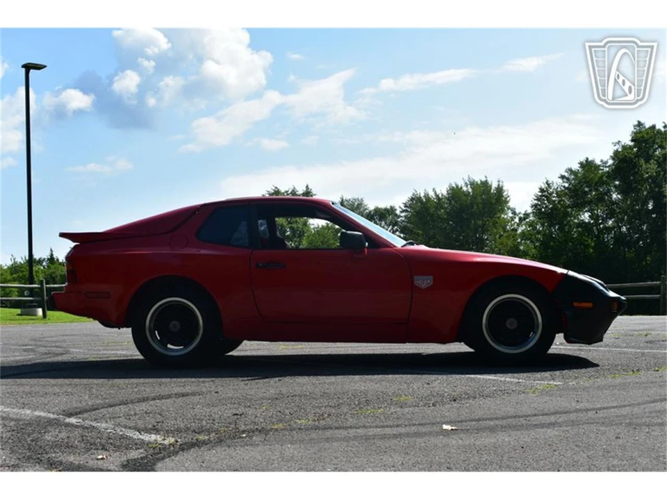 1983 Porsche 944 - Image 20 of 31