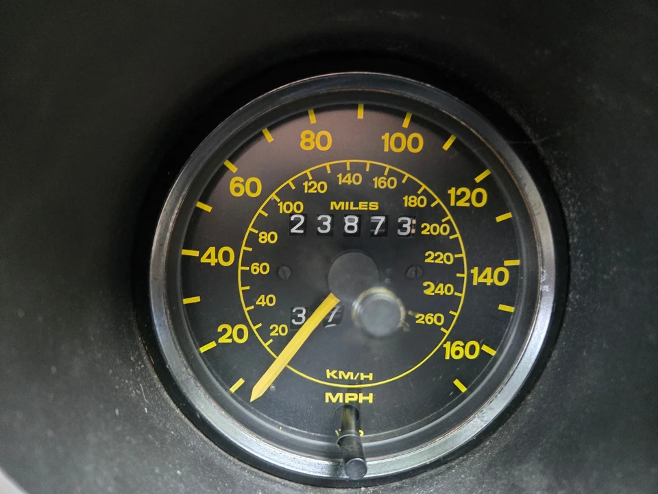 1983 Porsche 944 - Image 6 of 31