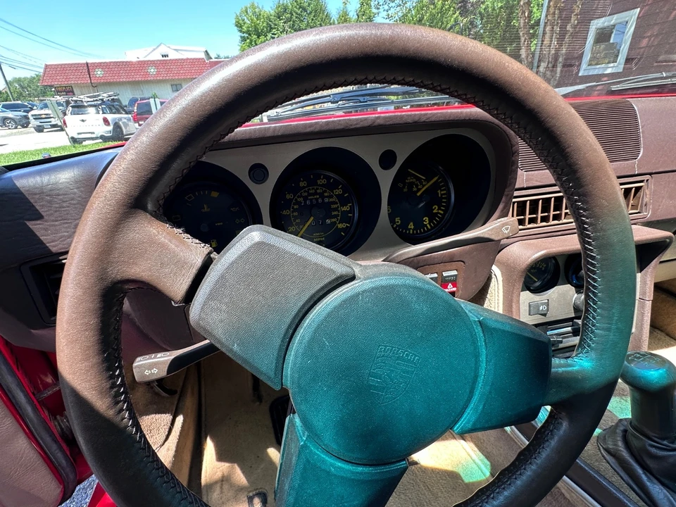 1983 Porsche 944 - Image 23 of 31