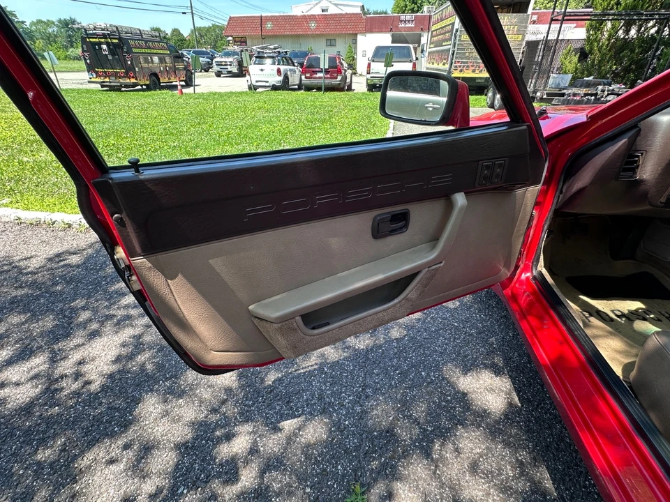 1983 Porsche 944 - Image 24 of 31