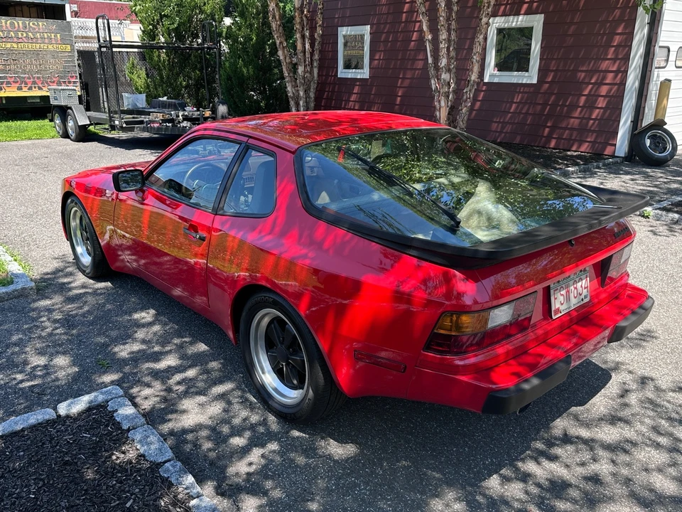 1983 Porsche 944 - Image 9 of 31