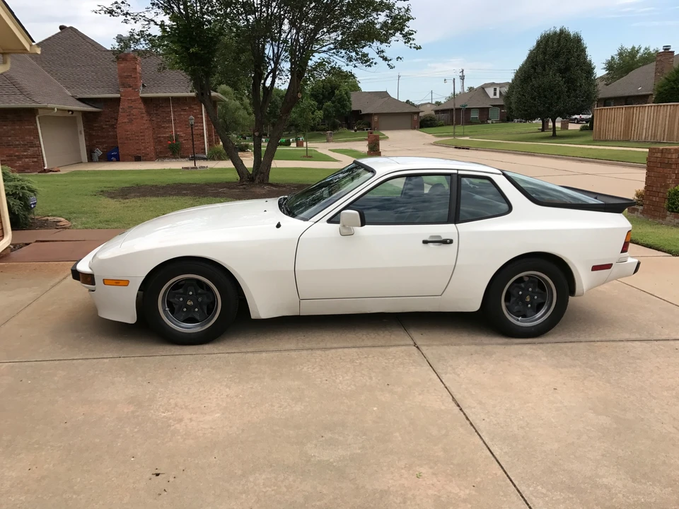 1983 Porsche 944 - Image 6 of 31