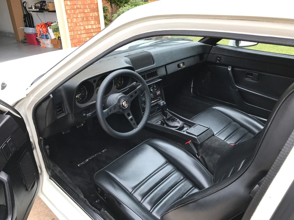1983 Porsche 944 - Image 15 of 31