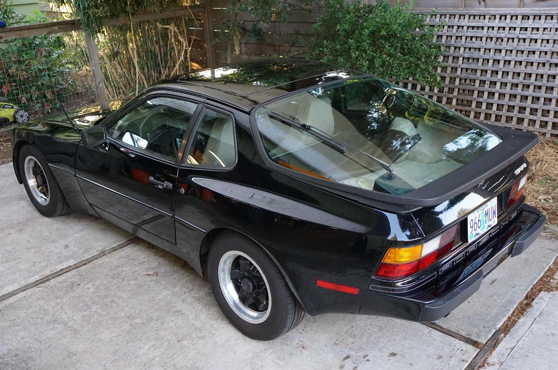 1983 Porsche 944 - Image 4 of 6
