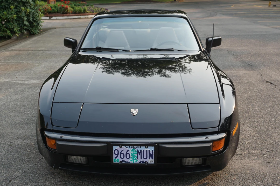 1983 Porsche 944 - Image 2 of 6
