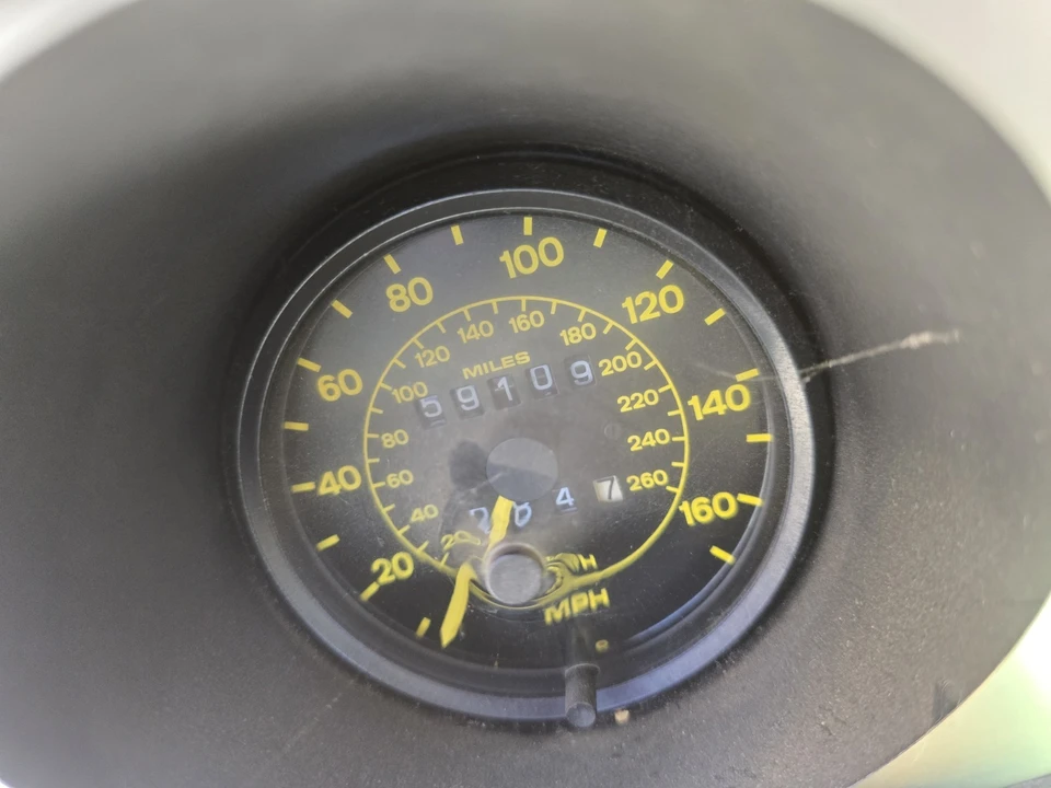 1983 Porsche 944 - Image 20 of 24