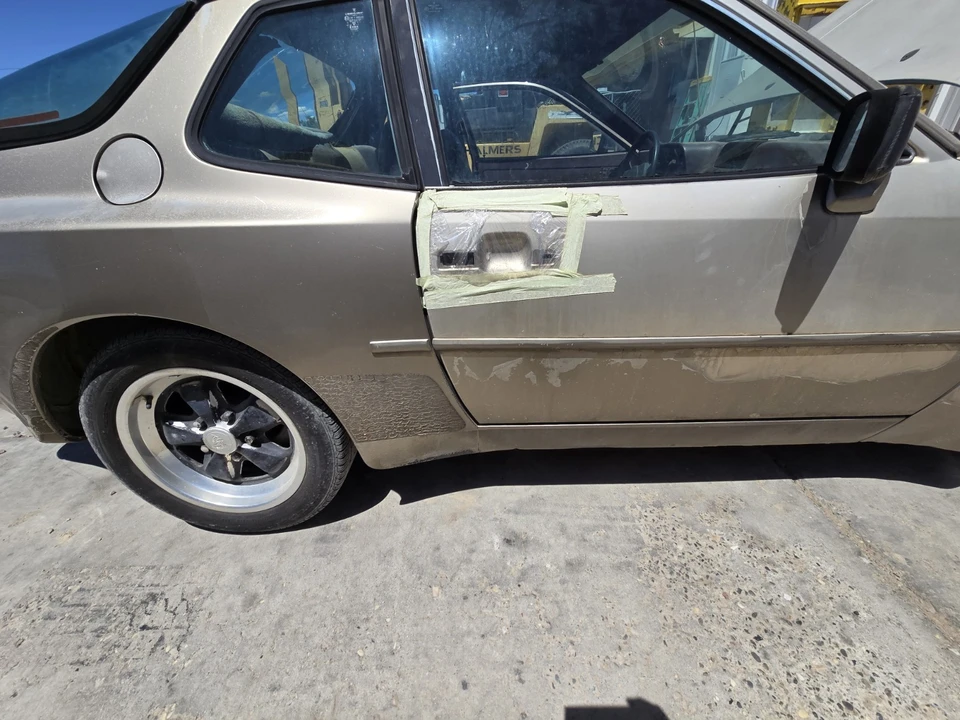 1983 Porsche 944 - Image 16 of 24