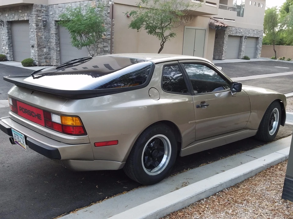 1983 Porsche 944 - Image 9 of 31