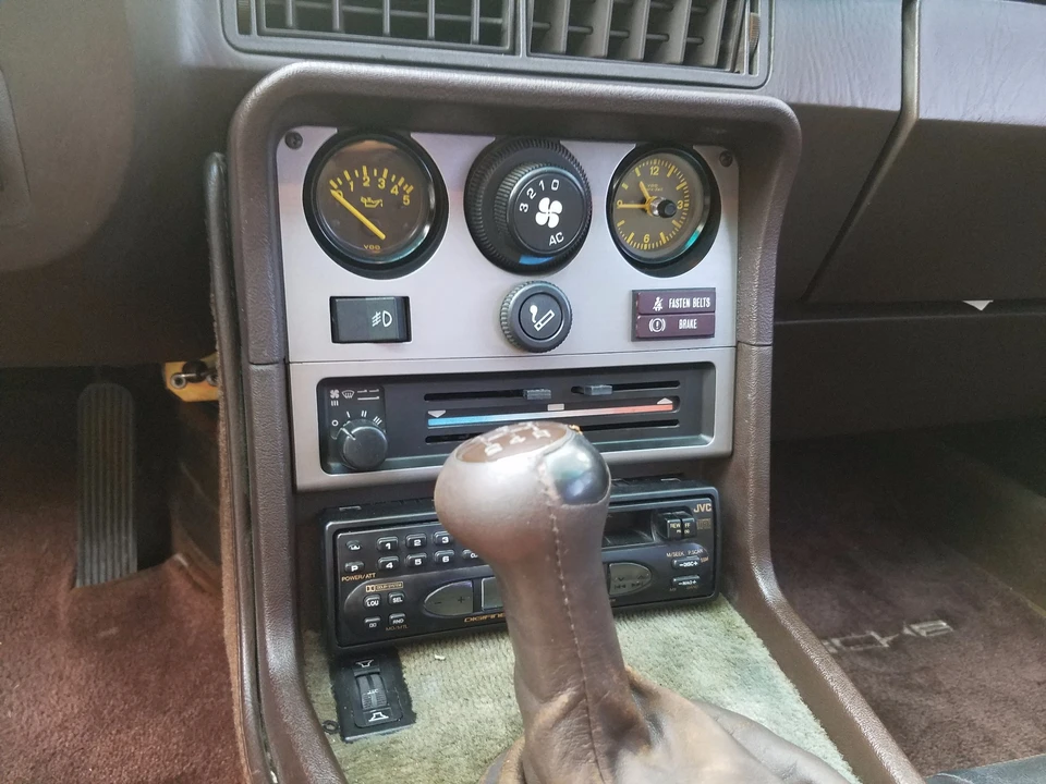 1983 Porsche 944 - Image 21 of 31