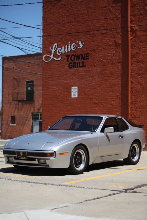 1983 Porsche 944 - Image 5 of 31