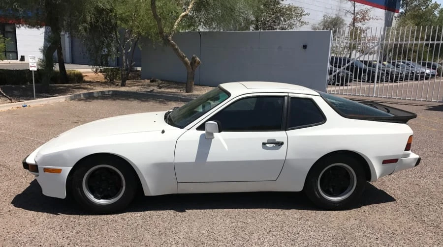 1983 Porsche 944 - Image 2 of 5