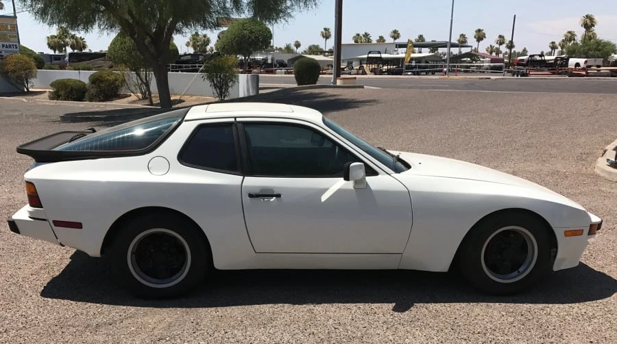 1983 Porsche 944 - Image 4 of 5