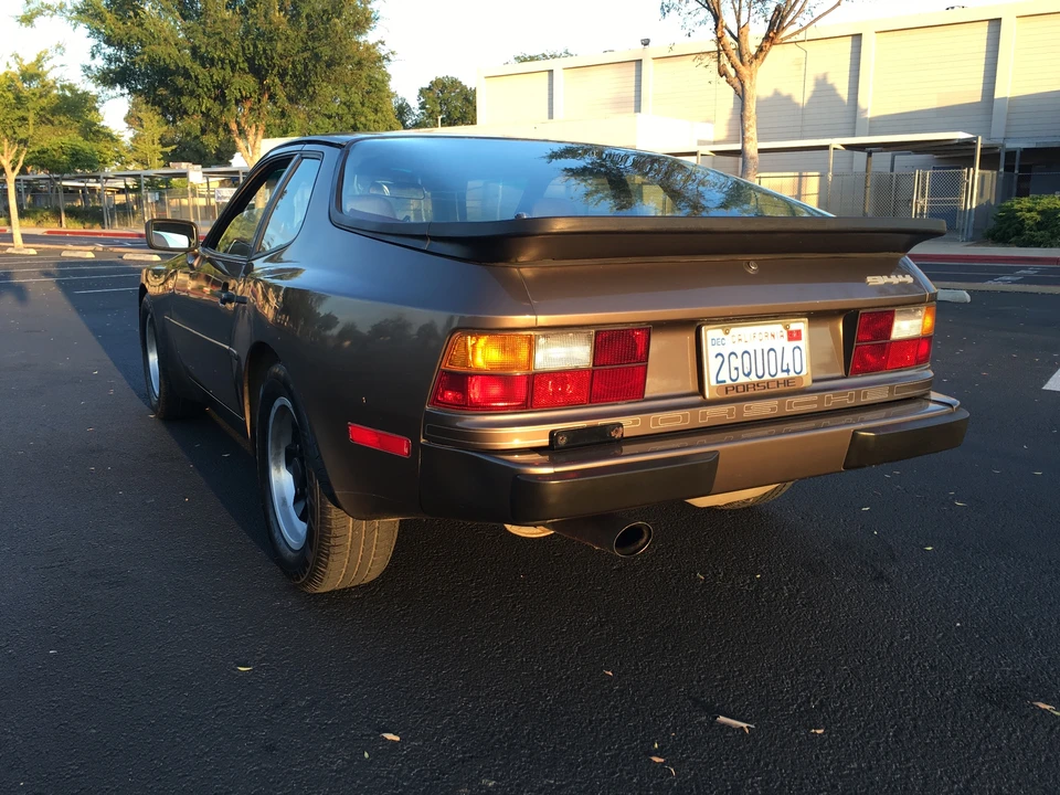 1983 Porsche 944 - Image 6 of 31