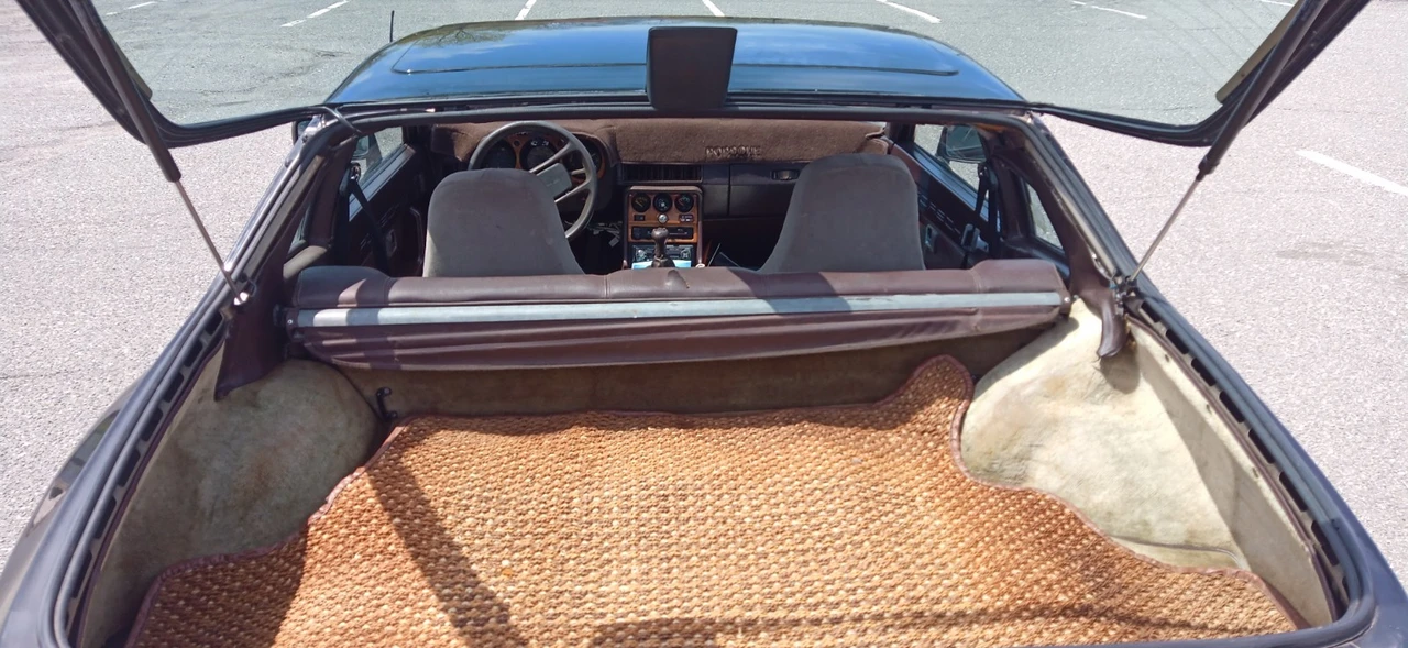 1983 Porsche 944 - Image 18 of 30