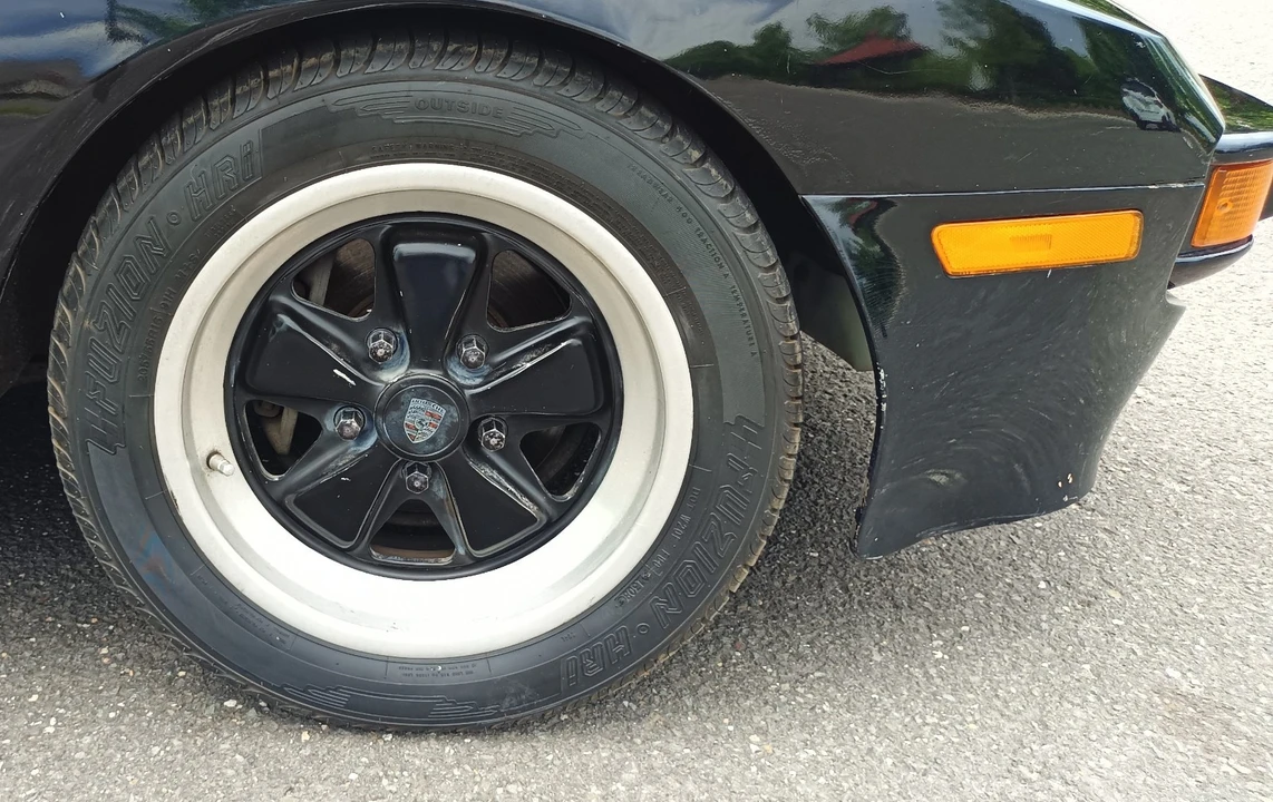 1983 Porsche 944 - Image 25 of 31
