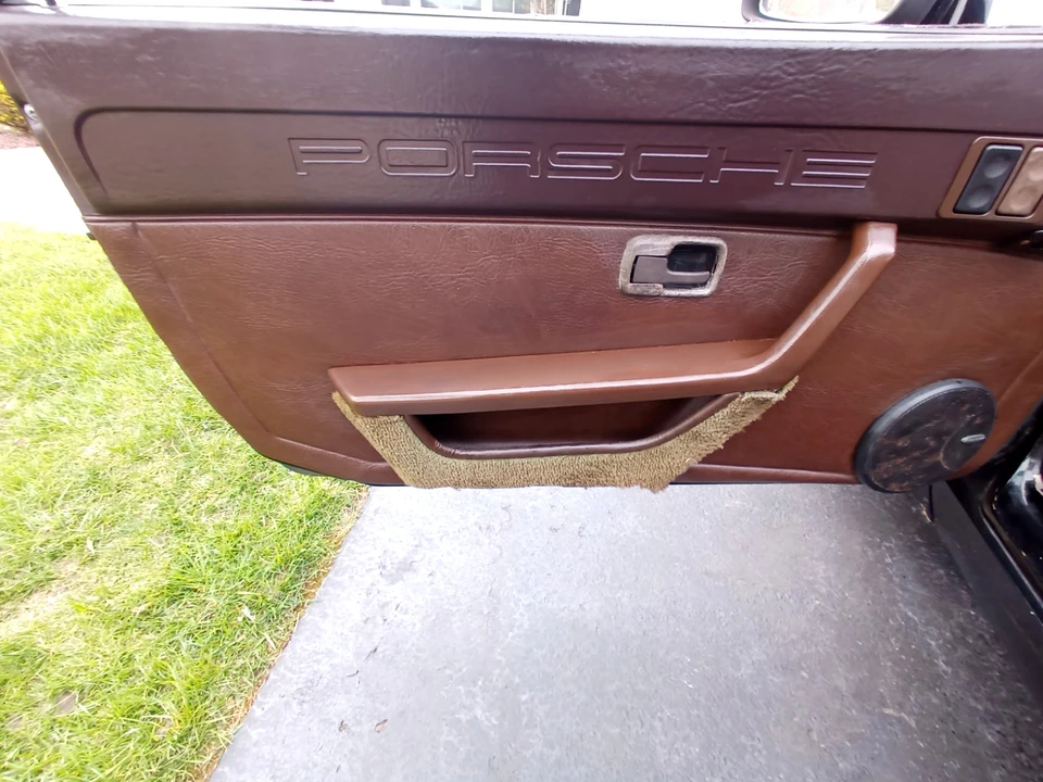 1983 Porsche 944 - Image 17 of 30